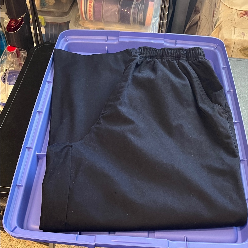 Cabin Creek women’s navy chinos